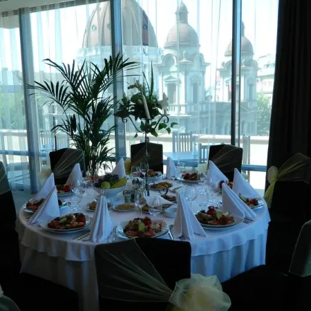 Grand Hotel Отели в г. Тыргу-Муреш