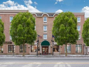 Clarion Hotel & Suites University-Shippensburg