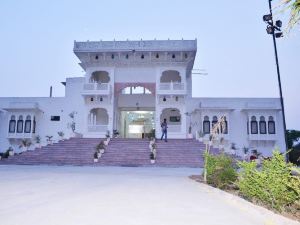 Tej Mahal Palace Bandikui