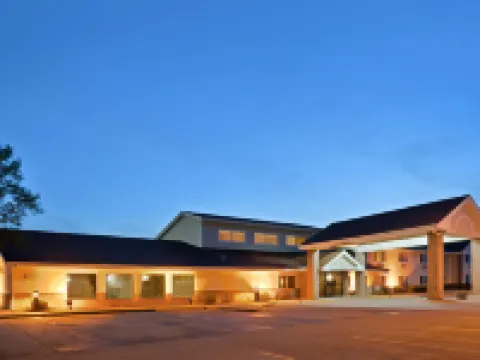 AmericInn by Wyndham Calumet Hotels in Calumet