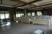 De Bua Valley Hotels in Wang Nam Khiao