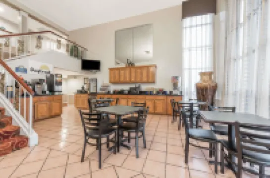 슈어스테이 호텔 바이 베스트 웨스턴 던컨