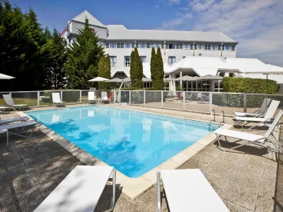 Hôtel Mercure Tours Nord Các khách sạn gần La Grange de Meslay