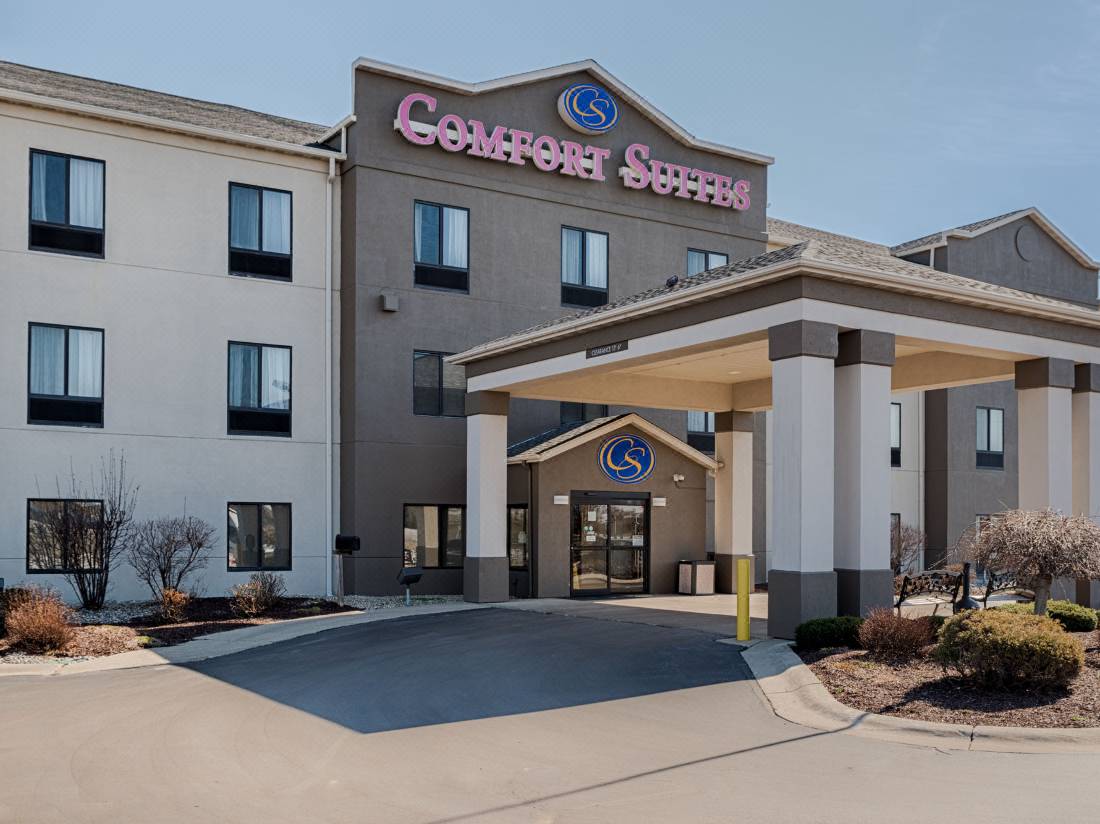 Comfort Suites North Fort Wayne-Fort wayne Updated 2022 Room Price-Reviews  & Deals | Trip.com