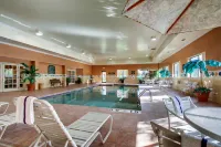 Holiday Inn Express Milwaukee N-Brown Deer/Mequon Hotels in Cedarburg