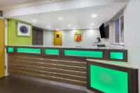 Super 8 by Wyndham Fortuna Hotels in Fortuna