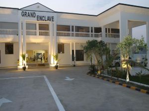 Grand Enclave