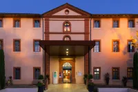 Abbaye des Capucins Spa & Resort Hotel a Montauban