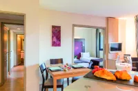 Clarion Aparthotel Toulouse Blagnac Airport