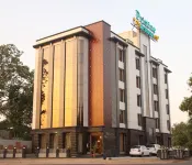 Hotel Pristine Residency