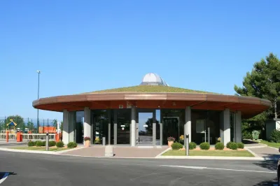 歐洲旅遊假日公園 住宿飯店