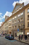 Louren - the Bridge Inn Hotels in der Nähe von John Lennon Mauer