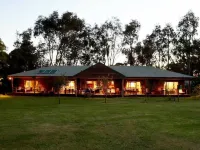 Lazy River Boutique Bed & Breakfast Hotels in Mandurah