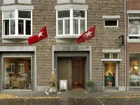 Townhouse Apartments Maastricht Hotels near Nazareth