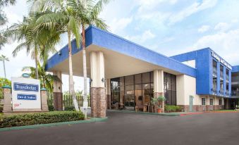 Travelodge Inn & Suites by Wyndham Anaheim on Disneyland Dr