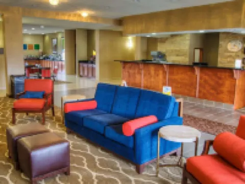 Comfort Suites Plymouth Near US-30 Hotels in Marshall County