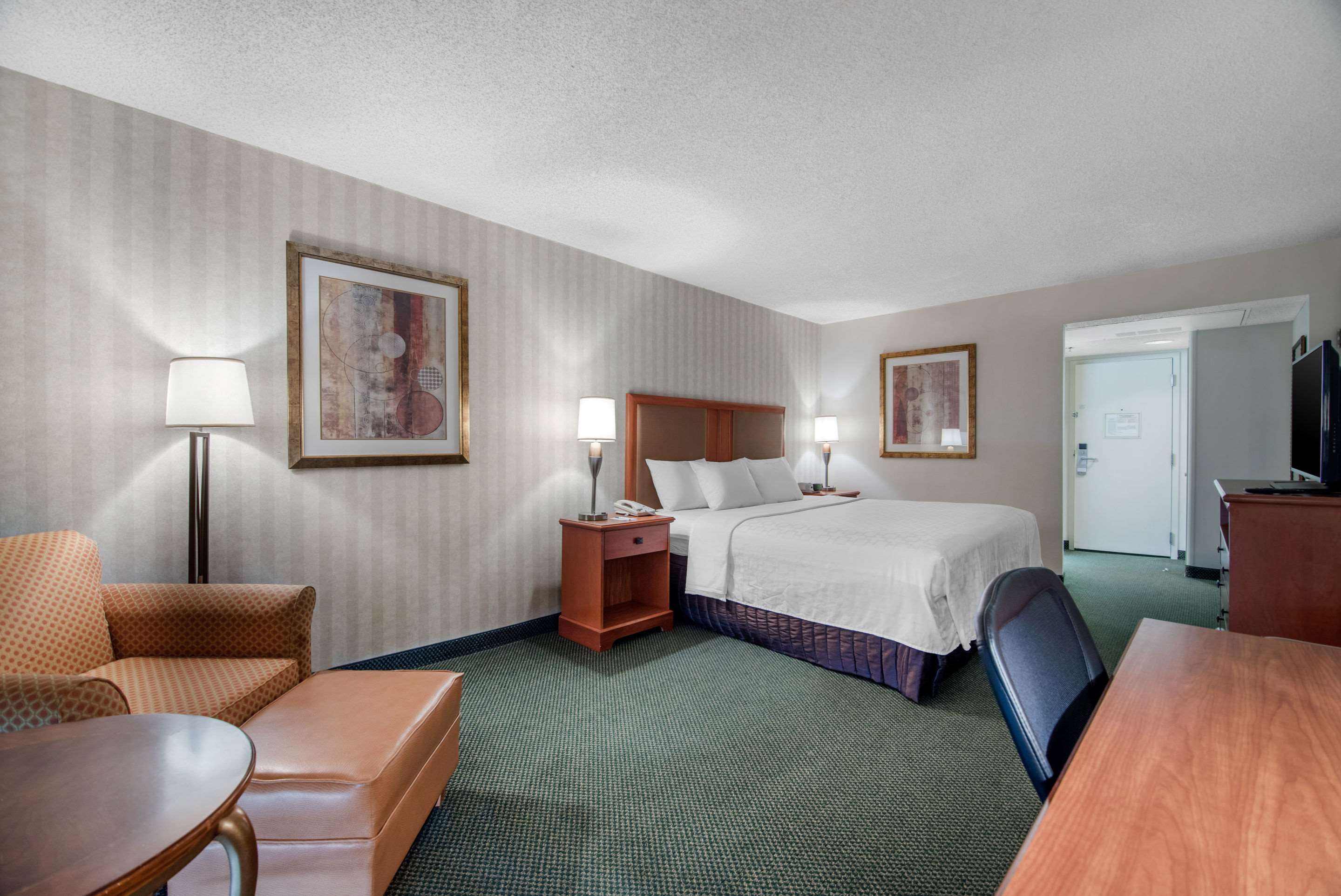 Radisson Hotel Lenexa Overland Park