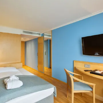 Austria Trend Hotel Ananas Отели рядом с достопримечательностью «Рынок Нашмаркт»
