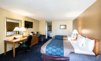 Econo Lodge Inn & Suites