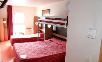 B&B HOTEL Cholet Nord