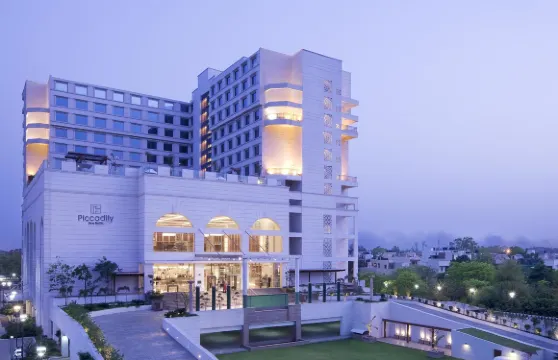 新德里賈納克普里凱悦尚萃酒店