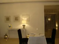Theaknac Hotel Hotels in Adjiringanor