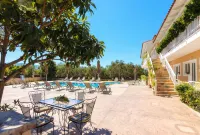Artemis Room Hotels in Amoudi