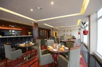 Grand Crucero Hotel