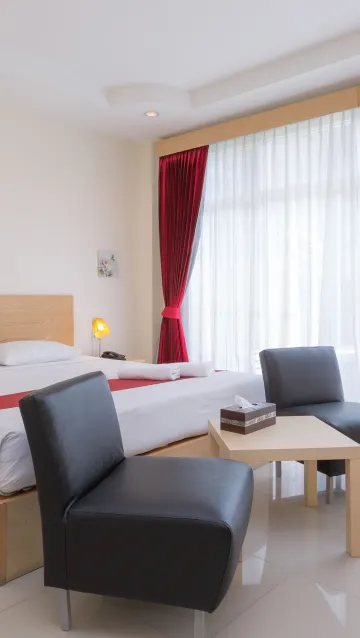 ห้องดีลักซ์ วิวสระน้ำ