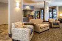 The Pine Lodge on Whitefish River Hotels in Whitefish