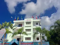 Hotel Restaurant Hamilton Hotels near Boca Chica Beach