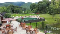 Villa Inle Boutique Resort - Pools