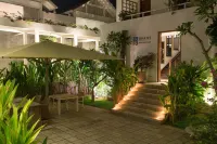 Sri Sharavi Beach Villas & Spa - with 43 Metre Saltwater Infinity Pool