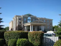 Holiday Inn Express & Suites Saskatoon Centre