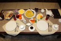 Avan Plaza Hotel Hotels in Балаовіт