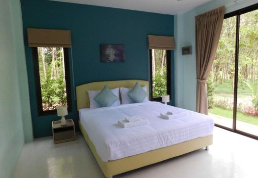 1. 푸껫 시리나파 ..