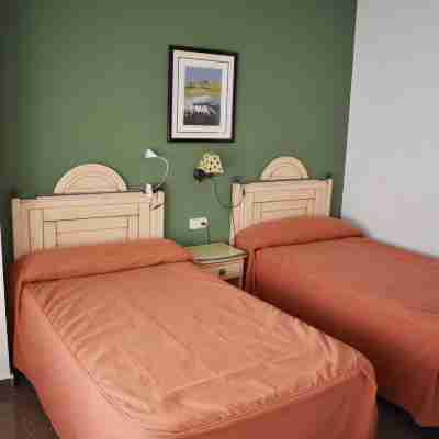 Hotel Los Bartolos Rooms