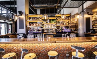 Moxy Chicago Downtown