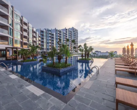 FLC Grand Hotel Samson Hotels in Sam Son