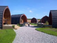 The Little Hide Hotels in Wigginton
