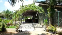Phang-Nga Farm Stay Hotels in Kapong