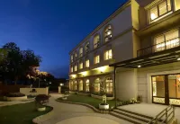 Caffir Garden Hotel فنادق في 