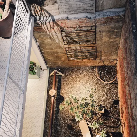 365-Hostel