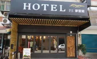 P.S Hotel