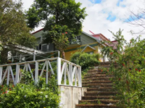 Prado Hill Holiday Hotels near Lala Shan National Forest Recreation Area