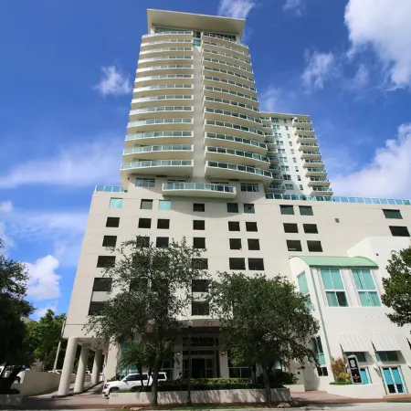 Private Residences at Hotel Arya by Sofla Vacations Отели рядом с достопримечательностью «Коконат-Гроув»