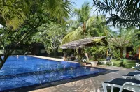 Hotel Susantha Garden فنادق في بينتوتا