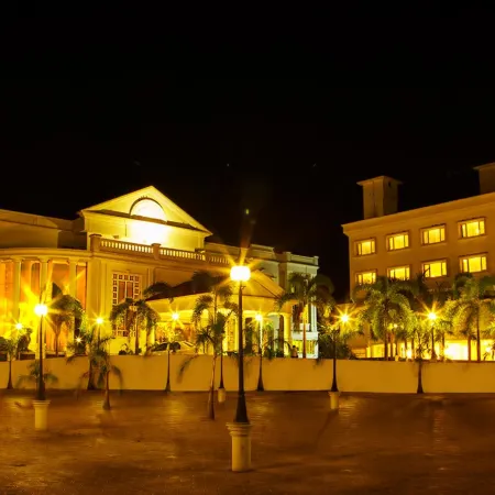Camelot Hotel