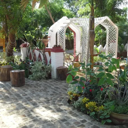 Bagan Empress Hotel Отели рядом с достопримечательностью «Ньян У»