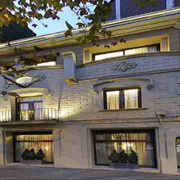 Hostemplo Sagrada Familia Hotel Exterior